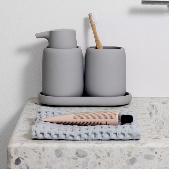 blomus Other - BLOMUS soap dispenser Grey glass modern pump